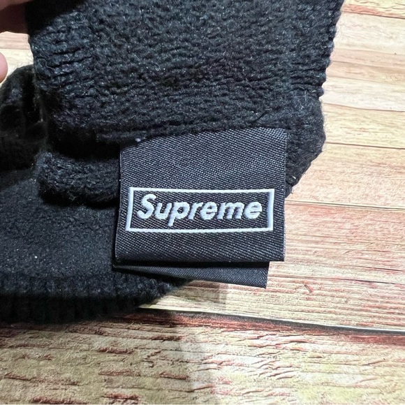 Supreme Black New Era Headband main image 4